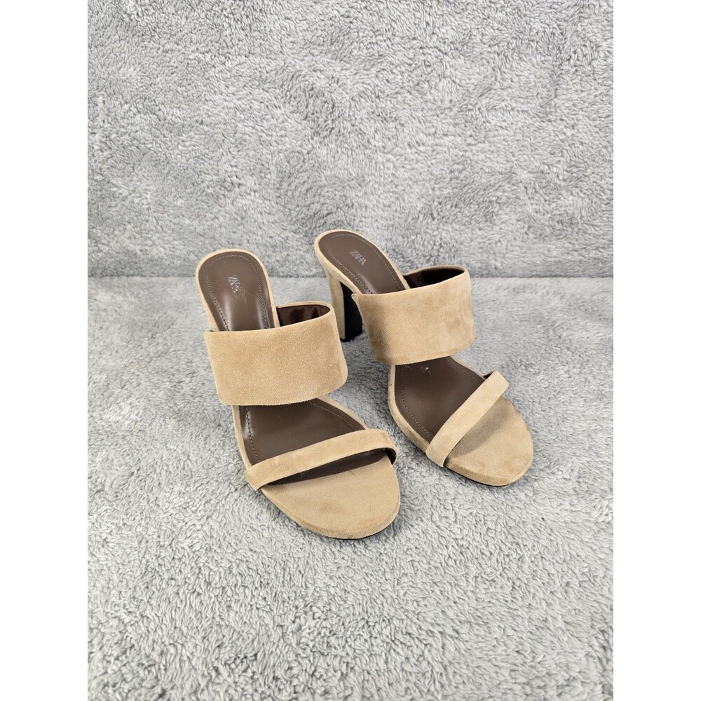 Zara Slip In Suede Heel Womens Size 9.